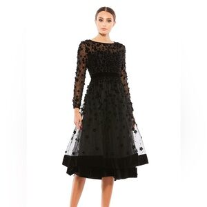 NWT Mac Duggal Black Floral Long Sleeve Dress 67007